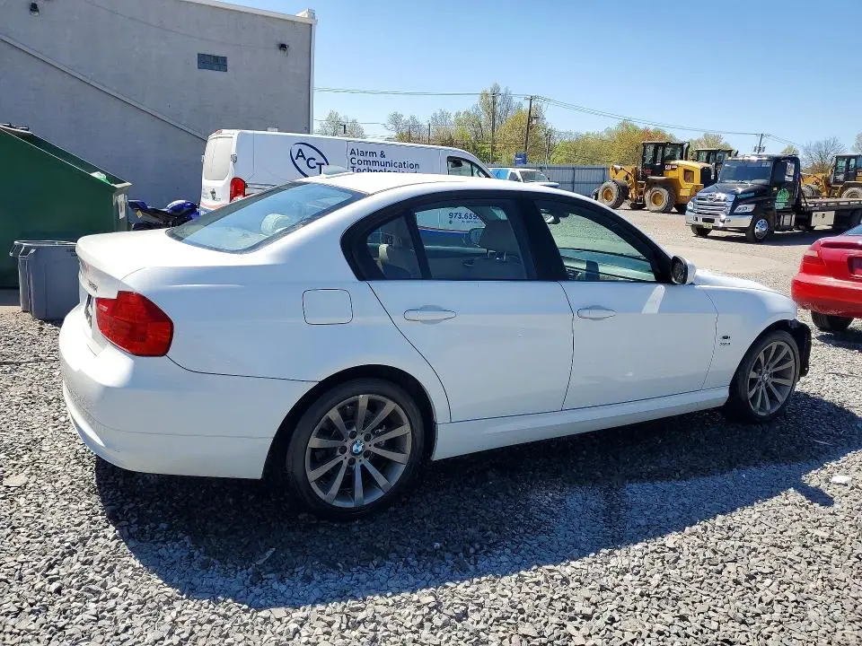 2011 BMW 328 XI  