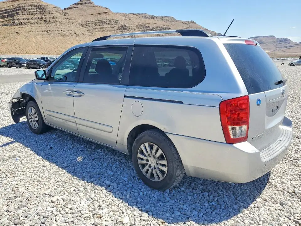 2011 KIA SEDONA LX  