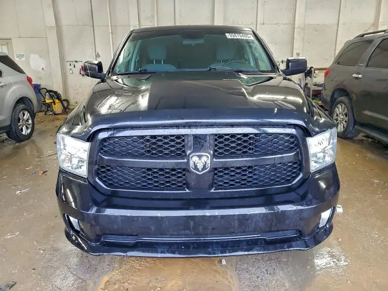 2014 RAM 1500 ST  
