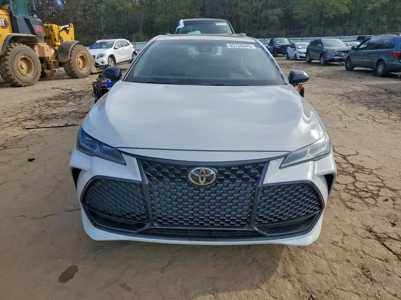 2022 TOYOTA AVALON TOURING  