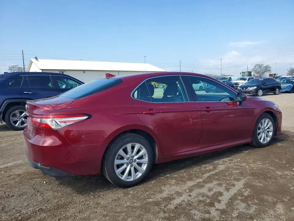 2018 TOYOTA CAMRY LE  