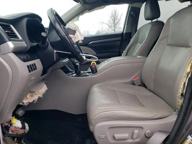 2017 TOYOTA HIGHLANDER LIMITED  