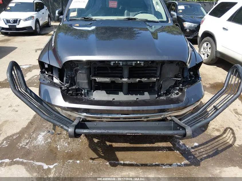 2018 RAM 1500 LARAMIE  4X4 5'7 BOX