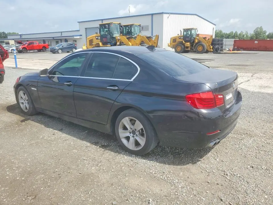 2011 BMW 528 I  