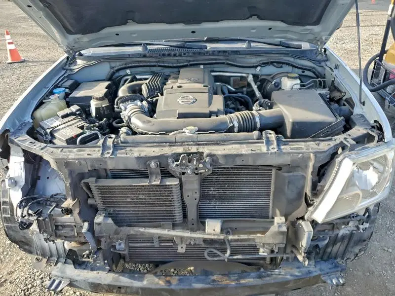 2019 NISSAN FRONTIER S  