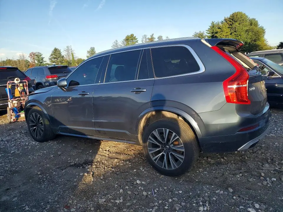 2021 VOLVO XC90 T5 MOMENTUM  