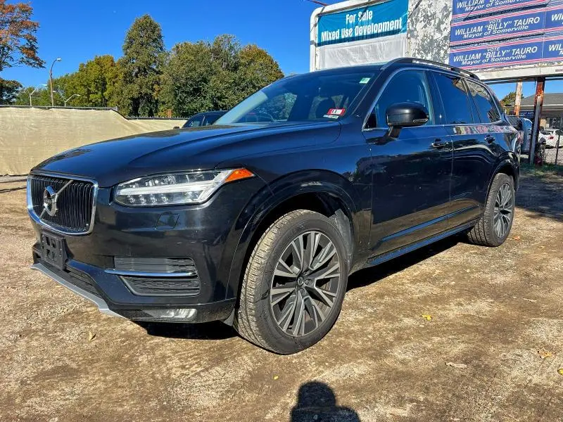 2016 VOLVO XC90 T6  