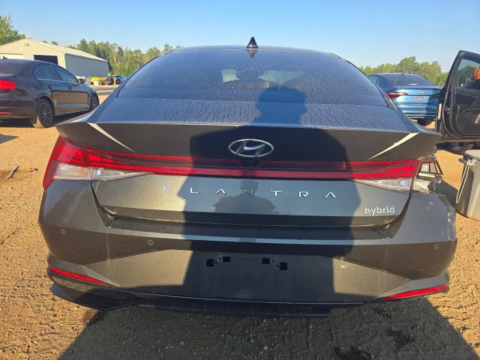 2023 HYUNDAI ELANTRA LIMITED  