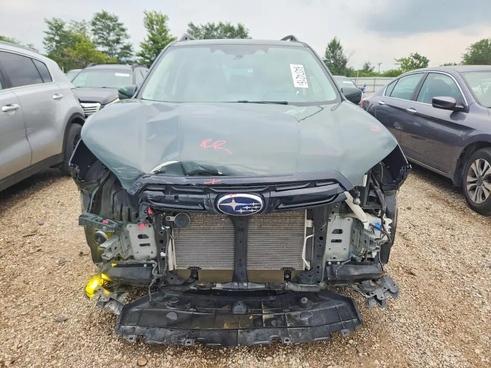 2023 SUBARU FORESTER PREMIUM  