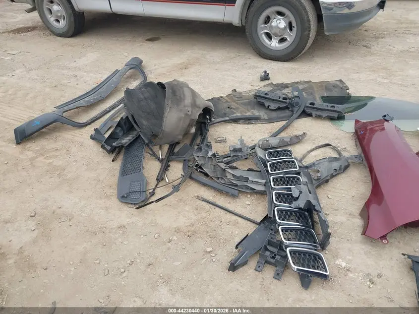 2017 JEEP GRAND CHEROKEE LAREDO 4X2