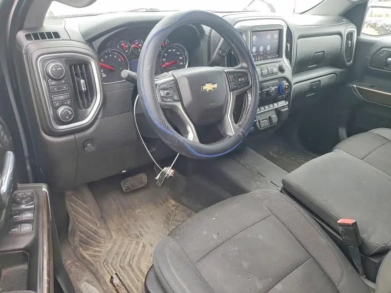 2021 CHEVROLET SILVERADO K1500 LT  
