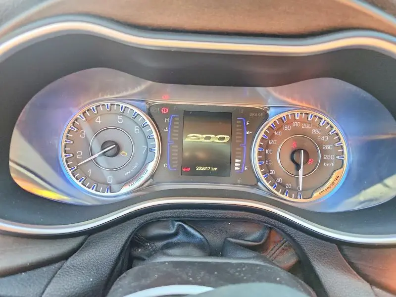 2016 CHRYSLER 200   