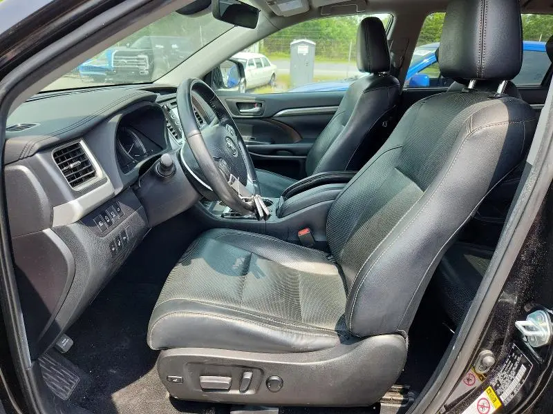 2019 TOYOTA HIGHLANDER LIMITED PLATINUM  