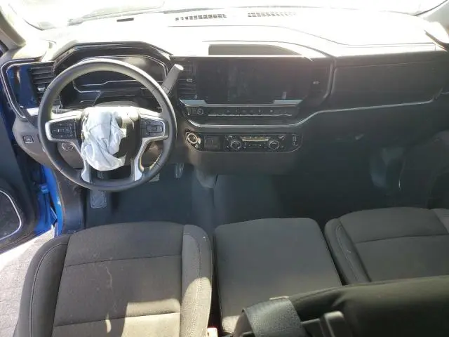 2025 CHEVROLET SILVERADO K1500 LT  