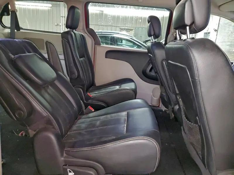 2013 CHRYSLER TOWN & COUNTRY TOURING  
