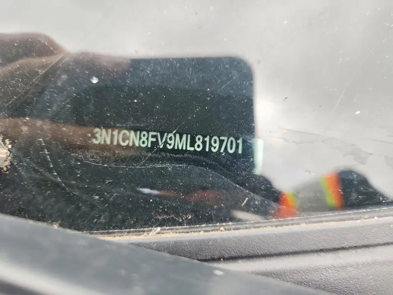2021 NISSAN VERSA SR  