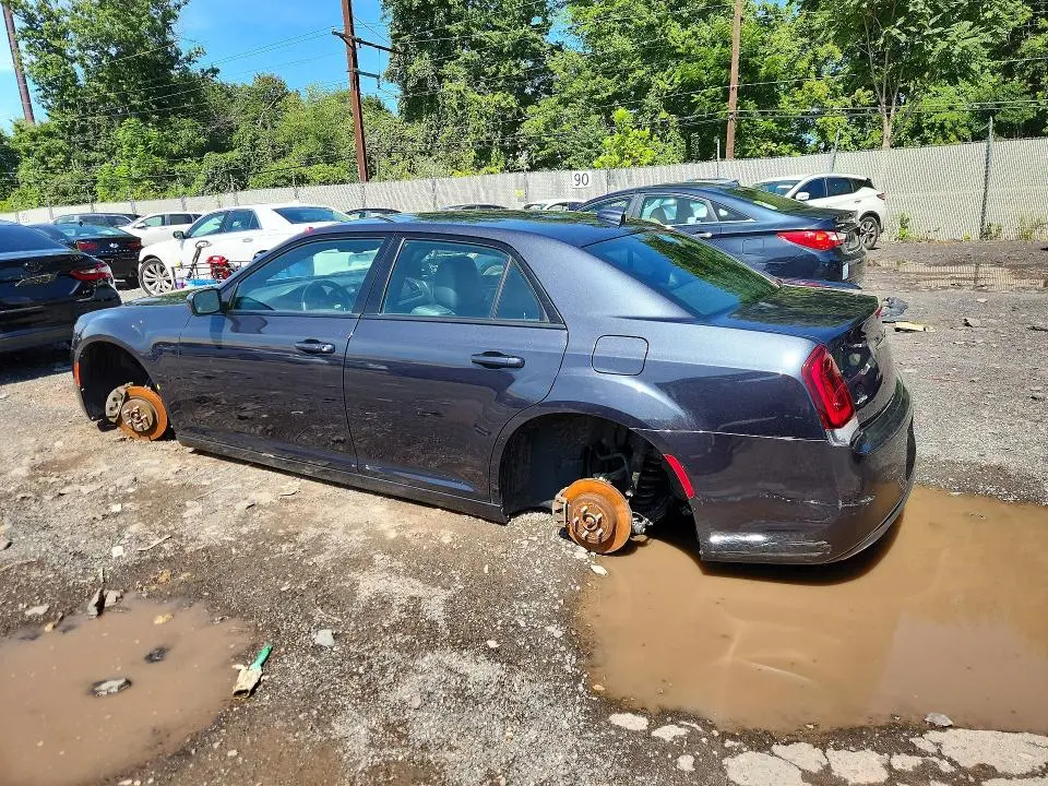 2019 CHRYSLER 300 S  