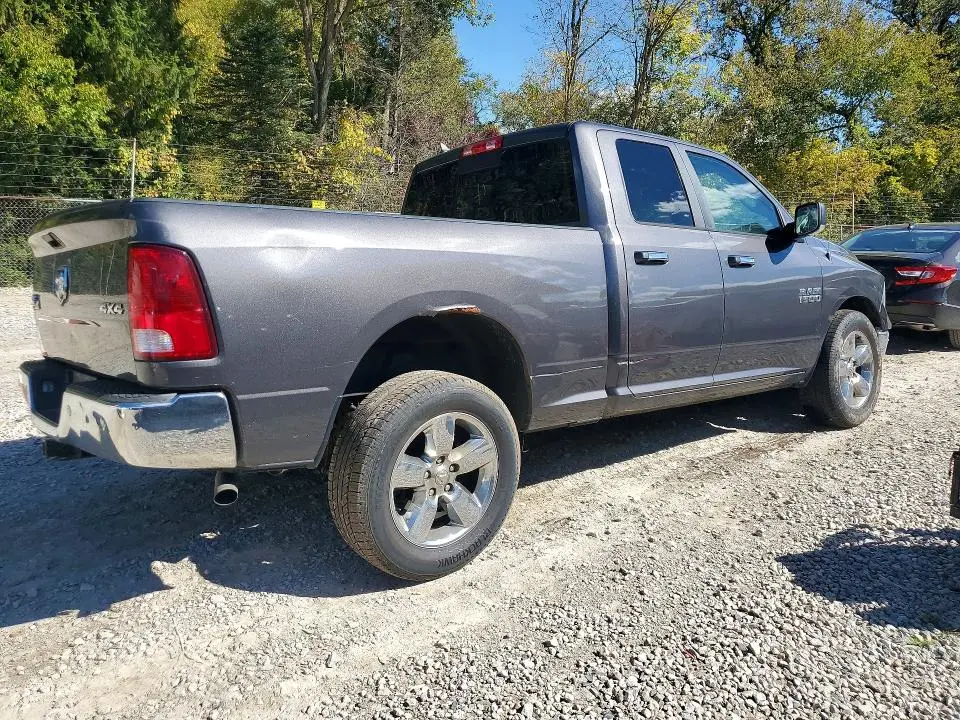 2018 RAM 1500 SLT  