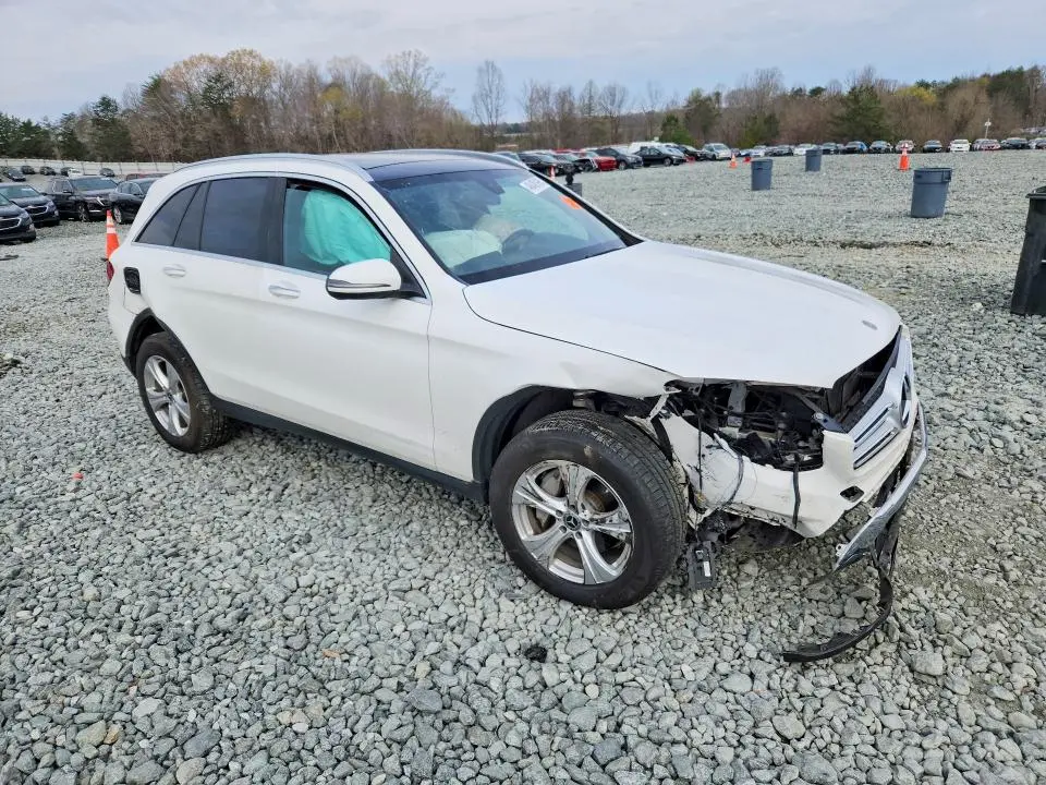 2018 MERCEDES-BENZ GLC 300 4MATIC  