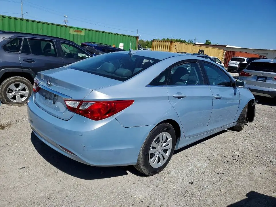 2011 HYUNDAI SONATA GLS  