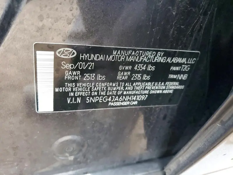 2022 HYUNDAI SONATA SE  