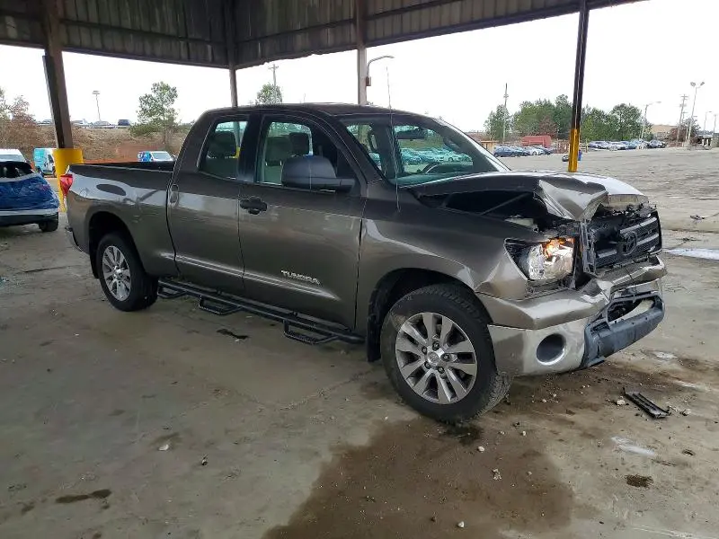 2013 TOYOTA TUNDRA DOUBLE CAB SR5  