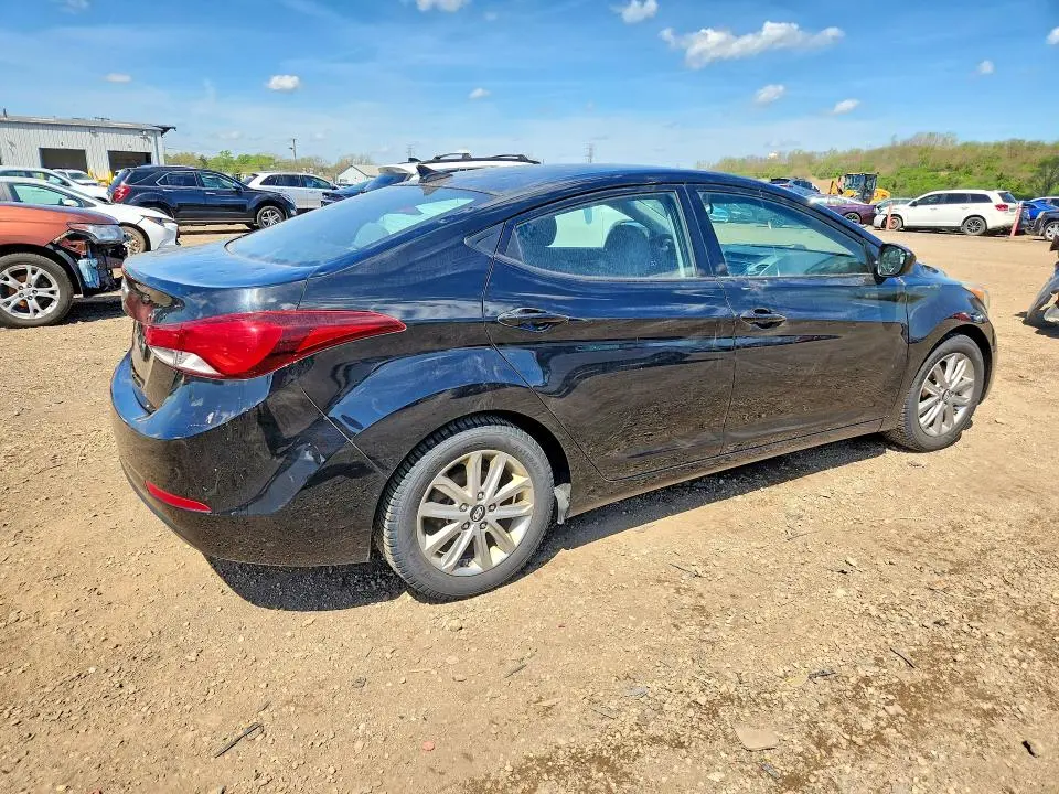 2014 HYUNDAI ELANTRA SE  