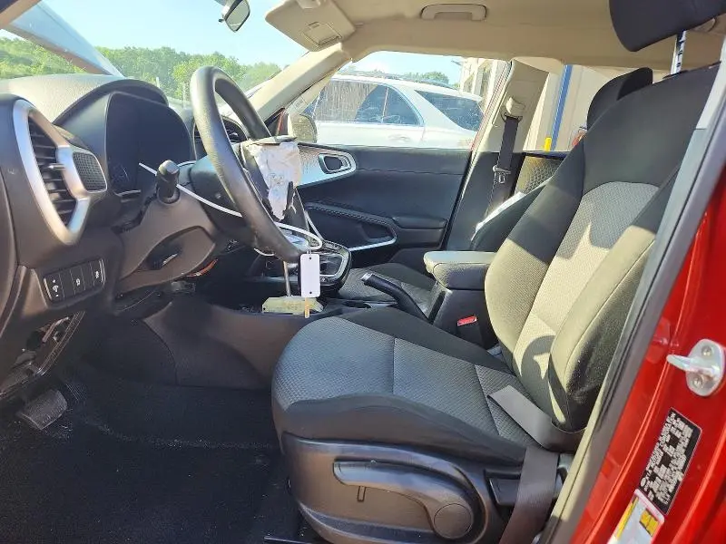 2020 KIA SOUL LX  