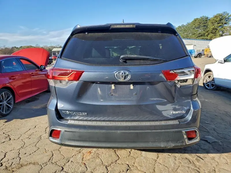 2018 TOYOTA HIGHLANDER LIMITED  