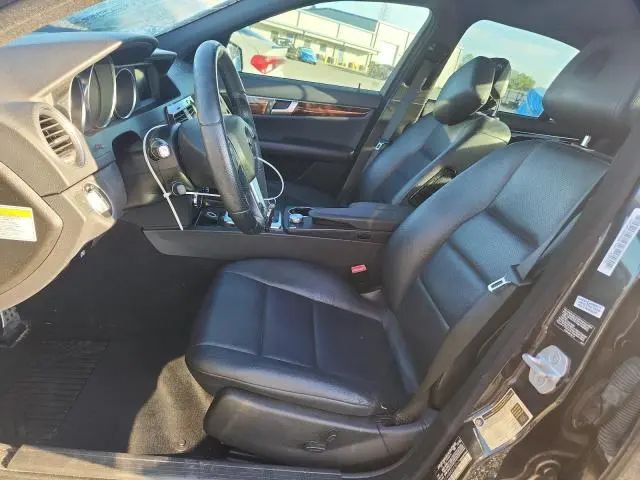 2013 MERCEDES-BENZ C 250  