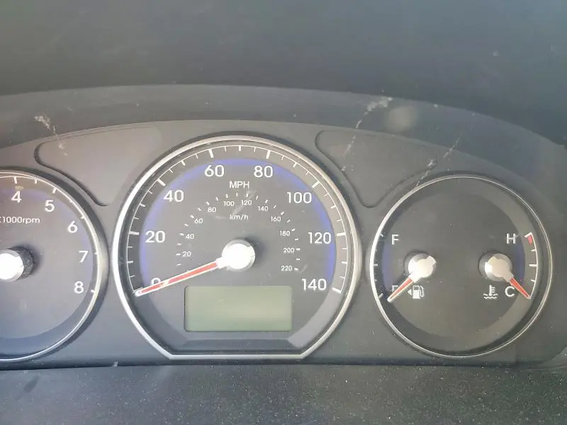2010 HYUNDAI SANTA FE GLS  