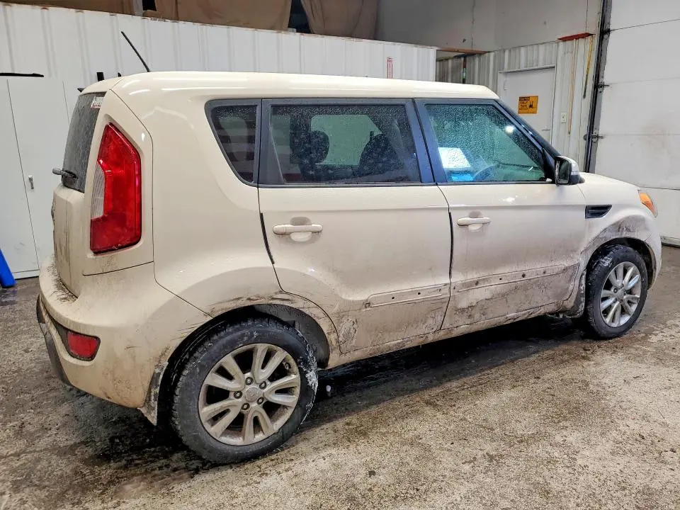 2013 KIA SOUL +  