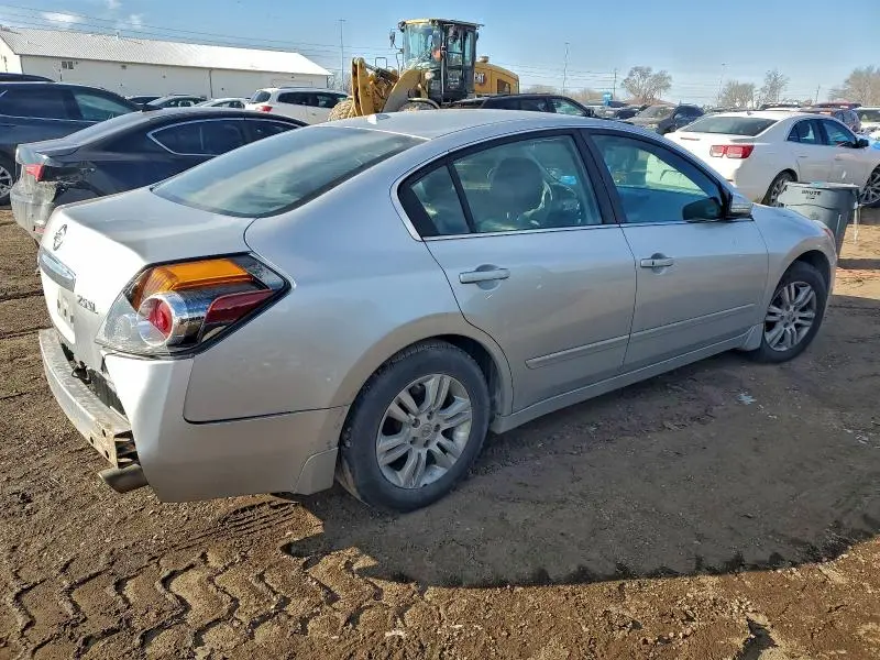 2010 NISSAN ALTIMA BASE  