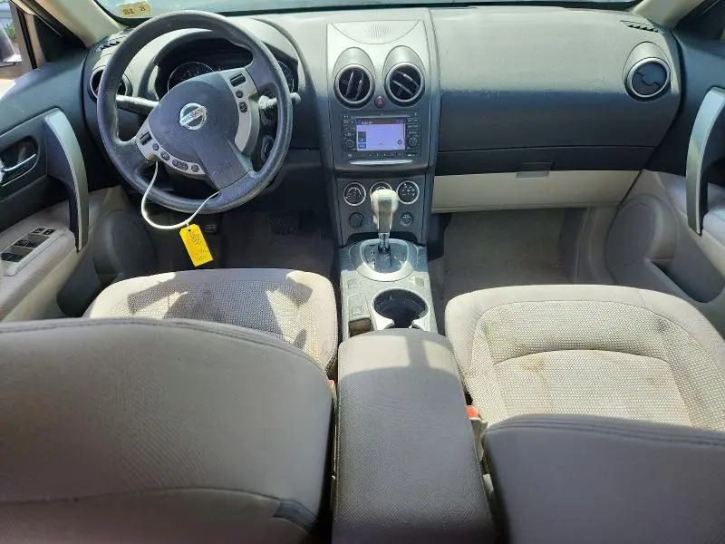 2013 NISSAN ROGUE S  