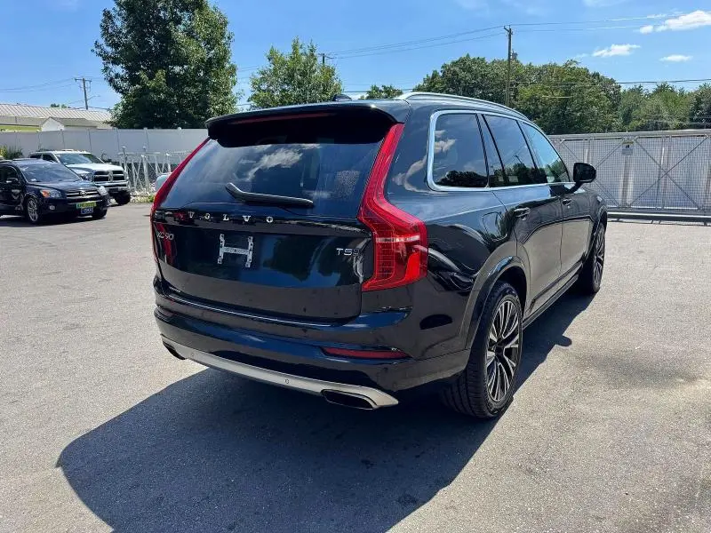 2020 VOLVO XC90 T5 MOMENTUM  