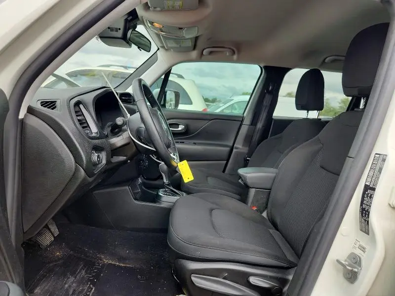 2020 JEEP RENEGADE LATITUDE  