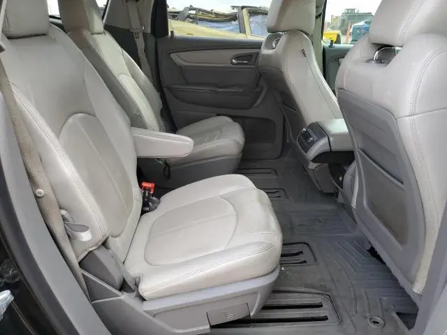 2016 CHEVROLET TRAVERSE LT  