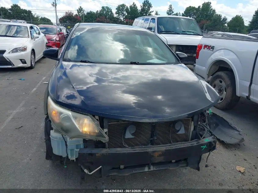2013 TOYOTA CAMRY SE