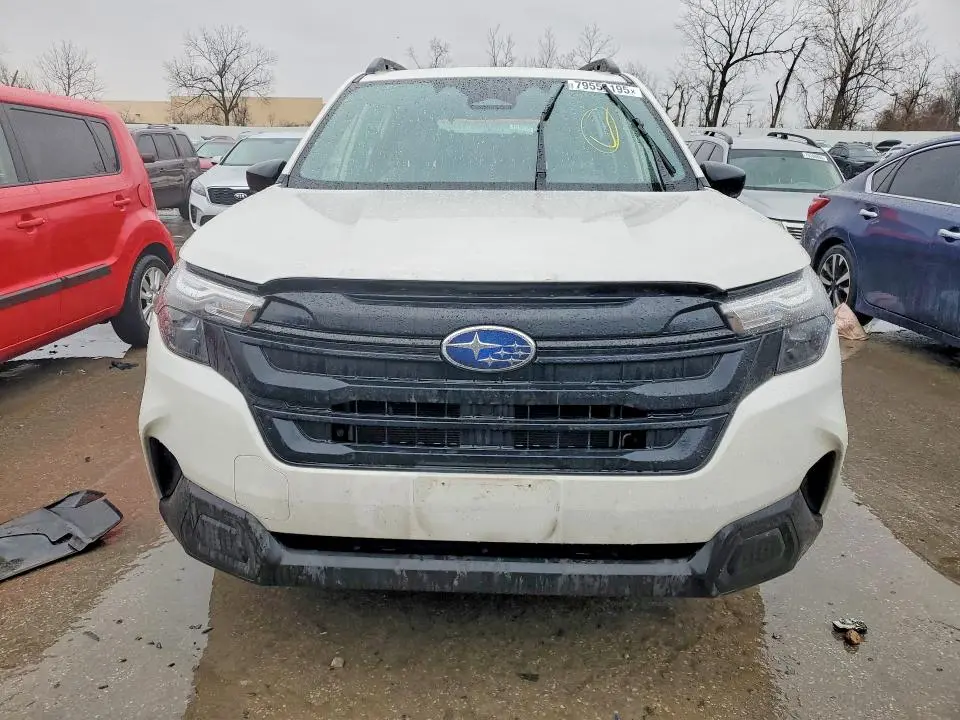 2025 SUBARU FORESTER   