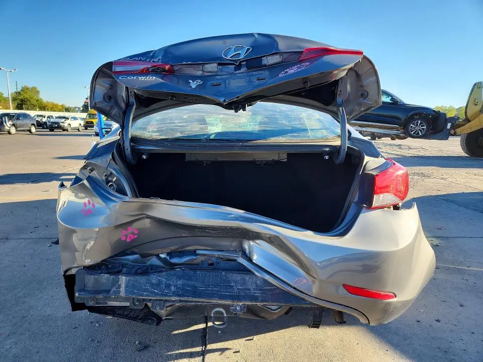 2014 HYUNDAI ELANTRA SE  