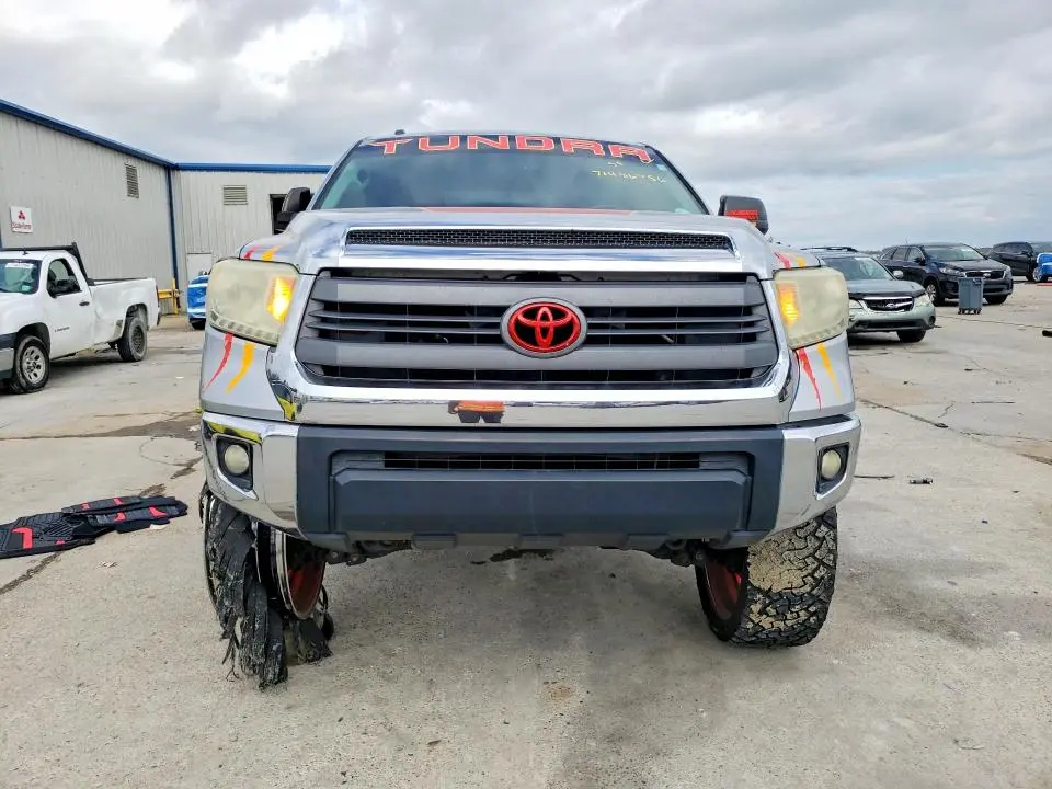 2014 TOYOTA TUNDRA CREWMAX SR5  