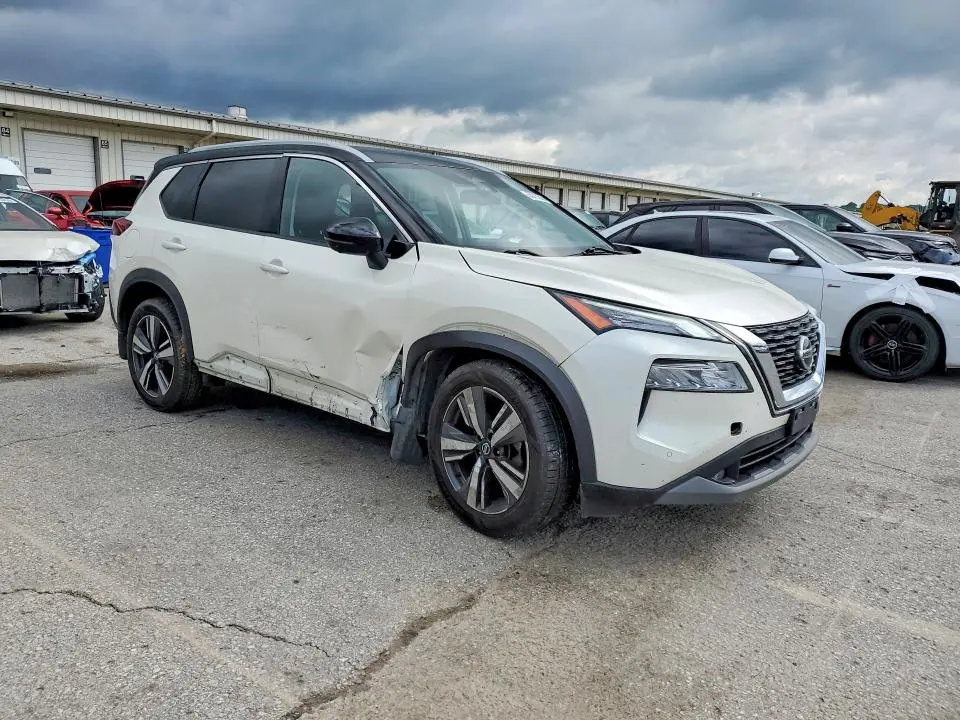 2021 NISSAN ROGUE SL  