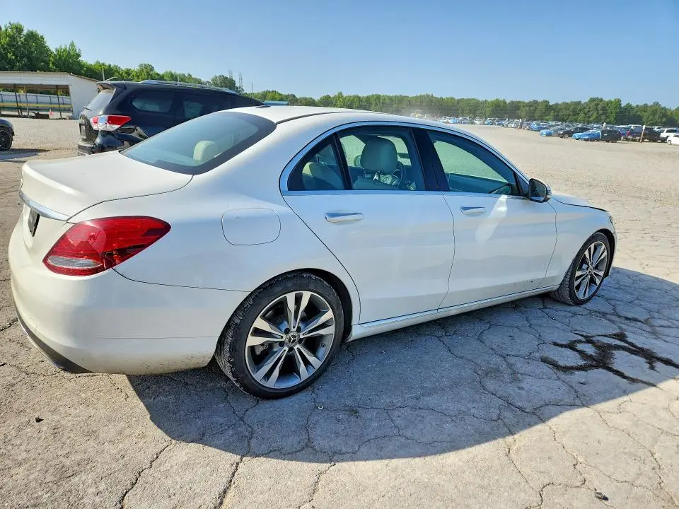 2018 MERCEDES-BENZ C 300  