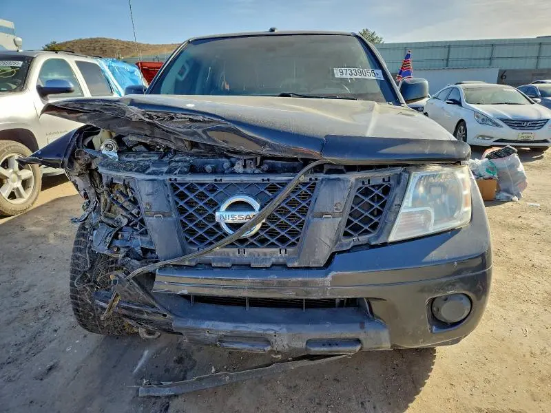 2013 NISSAN FRONTIER S  