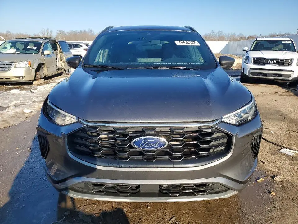2023 FORD ESCAPE ST LINE  