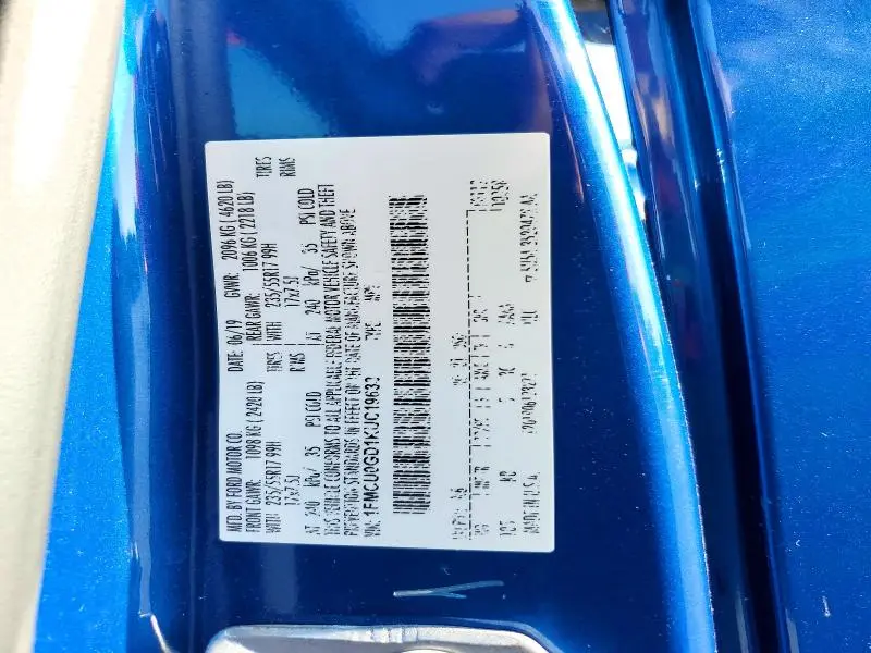 2019 FORD ESCAPE SE  