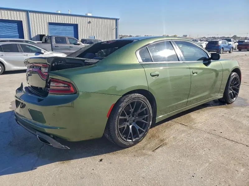 2021 DODGE CHARGER SXT  