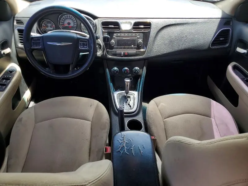 2013 CHRYSLER 200 LX  