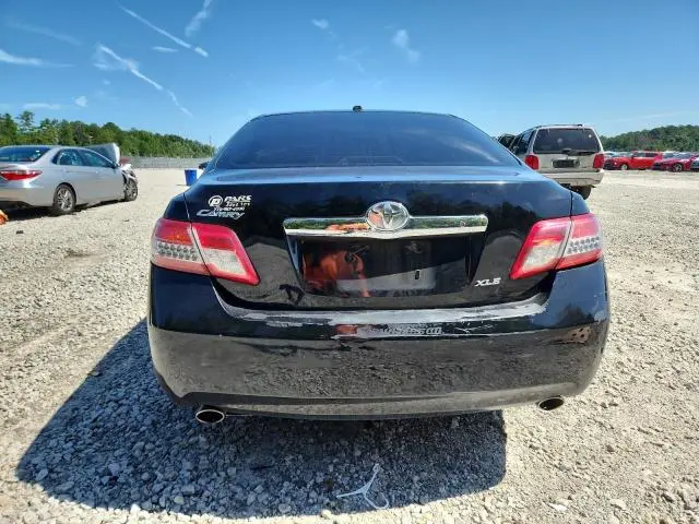2010 TOYOTA CAMRY SE  