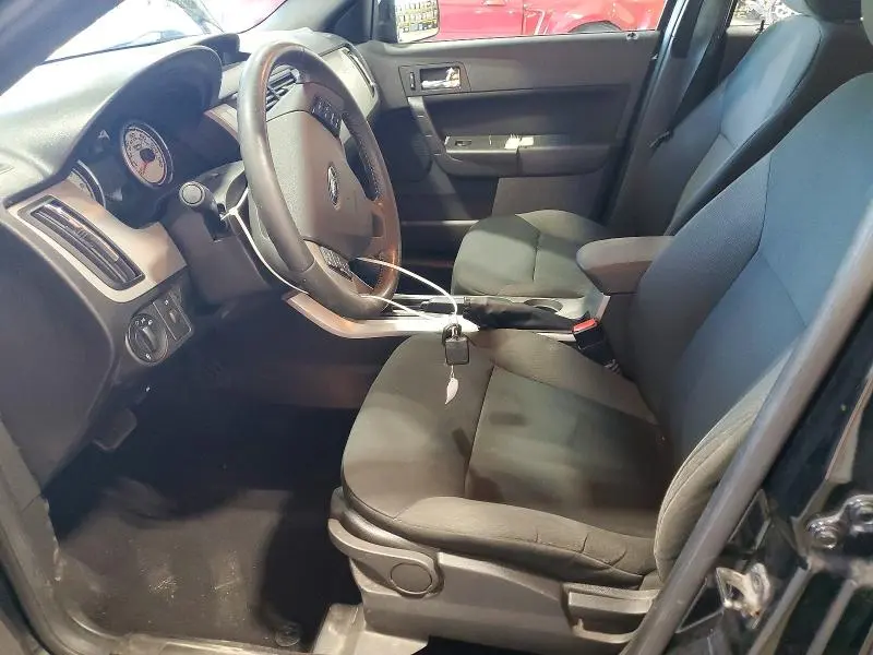 2010 FORD FOCUS SES  